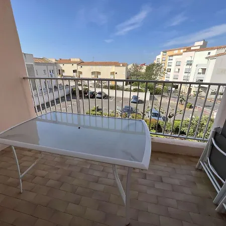 Apartman 4 Pers, Balcon, Proche Plage, Quartier Avant-port, Parking Public, Animaux Bienvenus - Fr-1-702-4 Agde