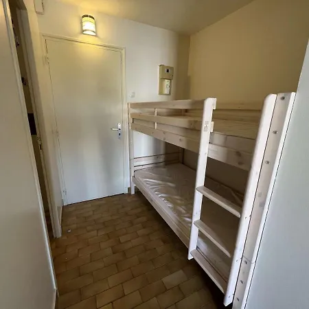 4 Pers, Balcon, Proche Plage, Quartier Avant-port, Parking Public, Animaux Bienvenus * Agde